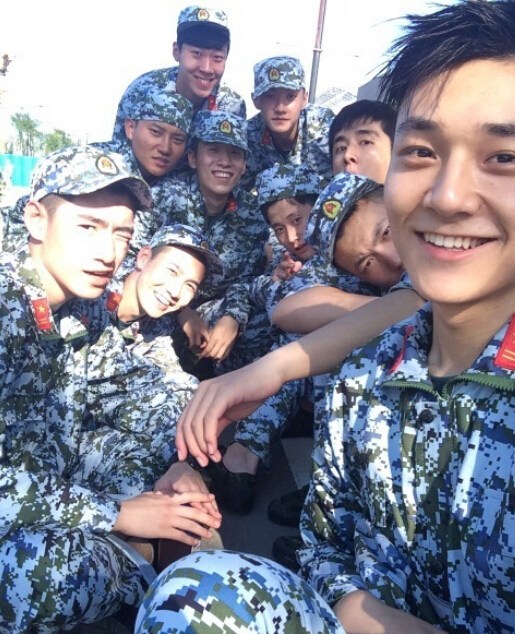 中戲新生軍訓照曝光