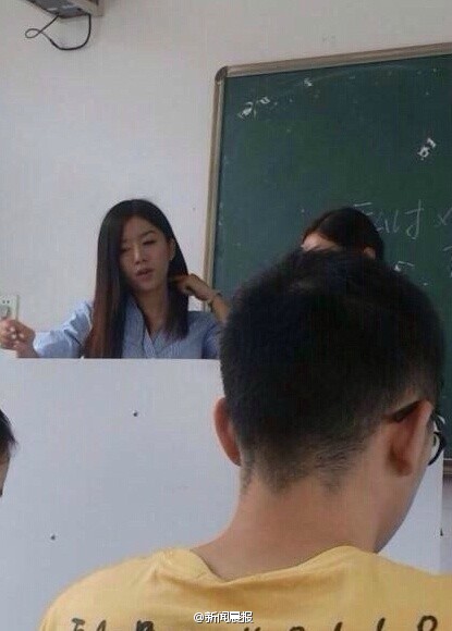 西南財經(jīng)大學日語美女教師 