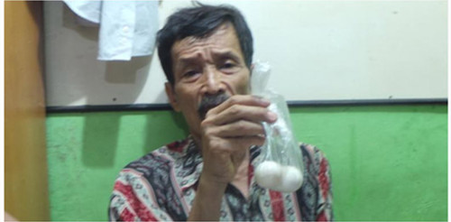 印度老漢產下雞蛋