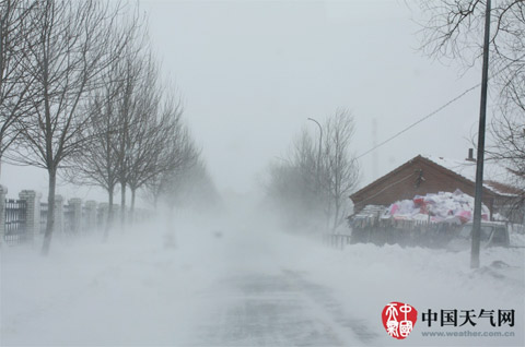東北風雪交加 華南持續陰雨