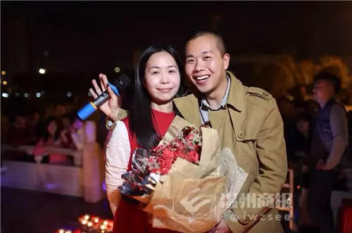 溫州霸氣女生胡曉荷向男友陳獻靜求婚