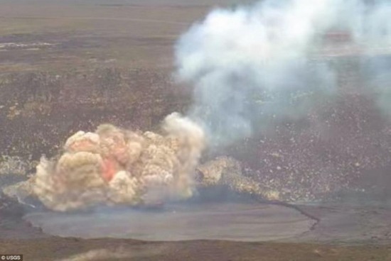 夏威夷基拉韋厄火山爆發(fā)