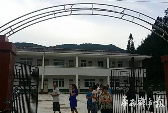 趙本山捐建的蘆山小學(xué)已通過(guò)驗(yàn)收