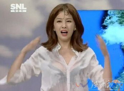 韓國女主播撕裙惹爭議
