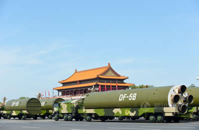 東風(fēng)-5B洲際彈道導(dǎo)彈真容 2015閱兵東風(fēng)5B洲際戰(zhàn)略導(dǎo)彈亮相