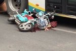 出租車開門撞人 致行人摔倒被撞死