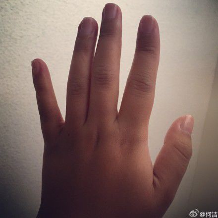 何潔懷二胎