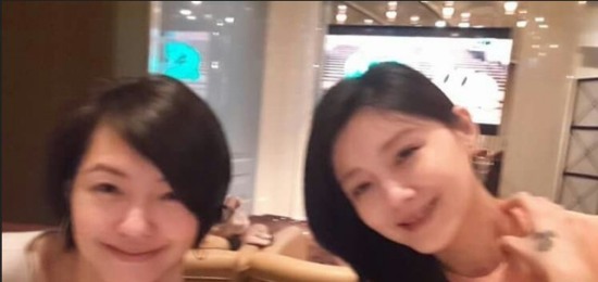 小s為大s慶生