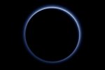 冥王星藍色大氣層 新視野號拍到冥王星藍色大氣層