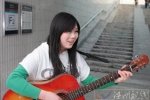 西單女孩身價過億 昔日街頭歌手身價過億