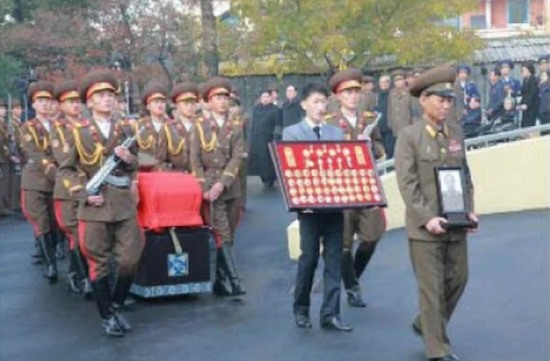 朝元帥李乙雪國葬