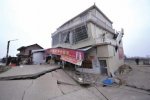 村莊遍地采空區(qū)已不能居住了