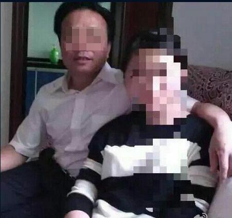 老師誘親學生