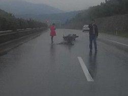 離婚路上丈夫救人