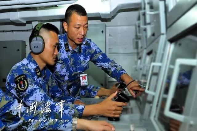 航母男神集體曝光