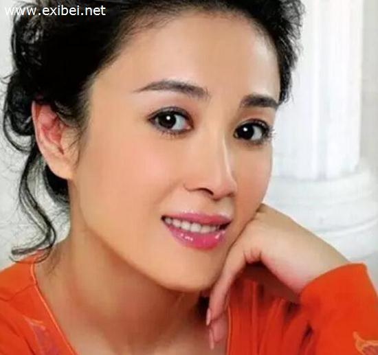一代妖妃身價(jià)過(guò)億 52歲傅藝偉吸毒被抓追悔莫及