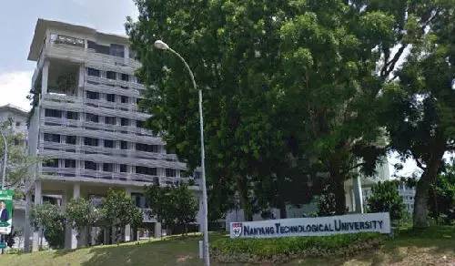 中國(guó)拋棄新加坡