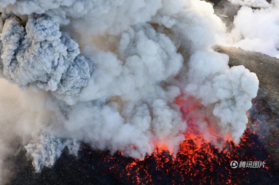 日本新燃岳火山噴發