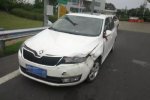 貼追尾必嫁被撞 大齡剩女追尾必嫁車貼