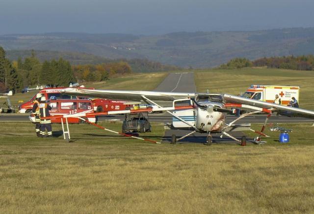 德國飛機開進(jìn)人群造成3人死亡5人受傷
