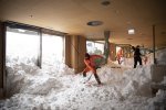 暴雪致歐洲21人死