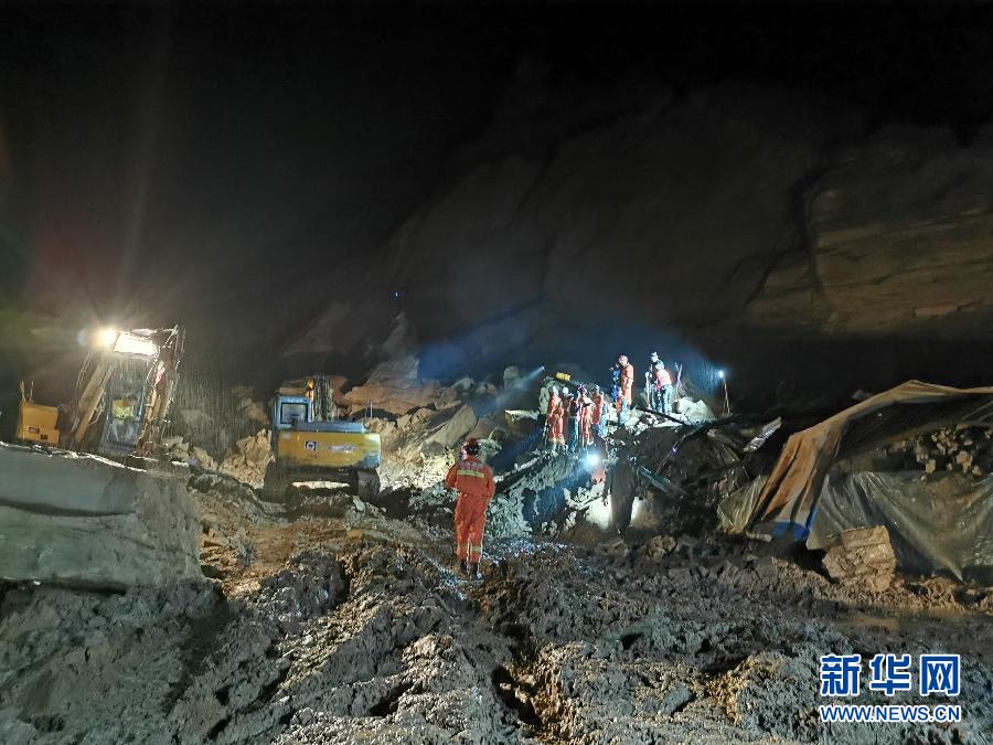 陜西子洲山體滑坡