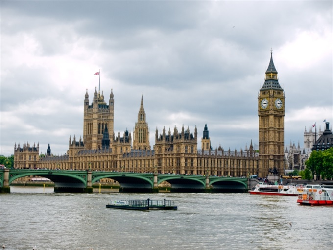 英國政府叫停議會