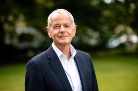 英國駐重慶總領(lǐng)事獲5萬元獎勵
