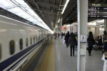 東京奧運主辦城市通勤列車發生持刀襲擊事件
