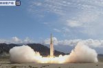 火箭軍成功發射兩枚新型導彈