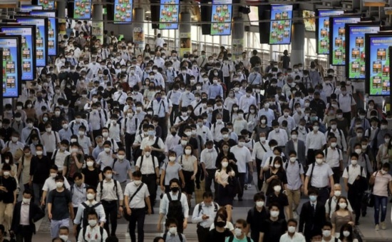 日本政府開始“點名羞辱”隔離規(guī)則破壞者