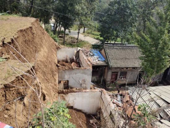 洛陽強(qiáng)降雨致5人死亡