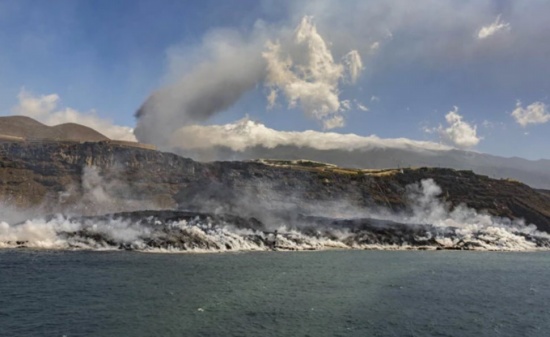 西班牙加那利群島拉帕爾馬火山噴發