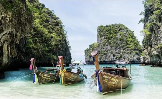 泰國普吉島向所有接種疫苗的旅客開放