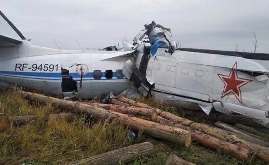 俄羅斯飛機失事16人遇難