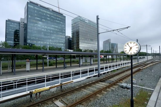 荷蘭鐵路網絡因技術問題全部停運
