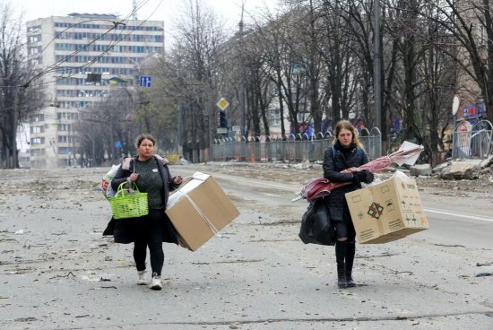 烏軍堅守在馬里烏波爾的Azovstal鋼鐵廠