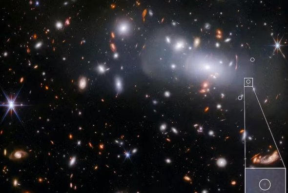 韋伯太空望遠鏡發現致密星系