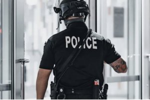 洛杉磯音樂節后派對發生槍擊事件造成2人死亡6人受