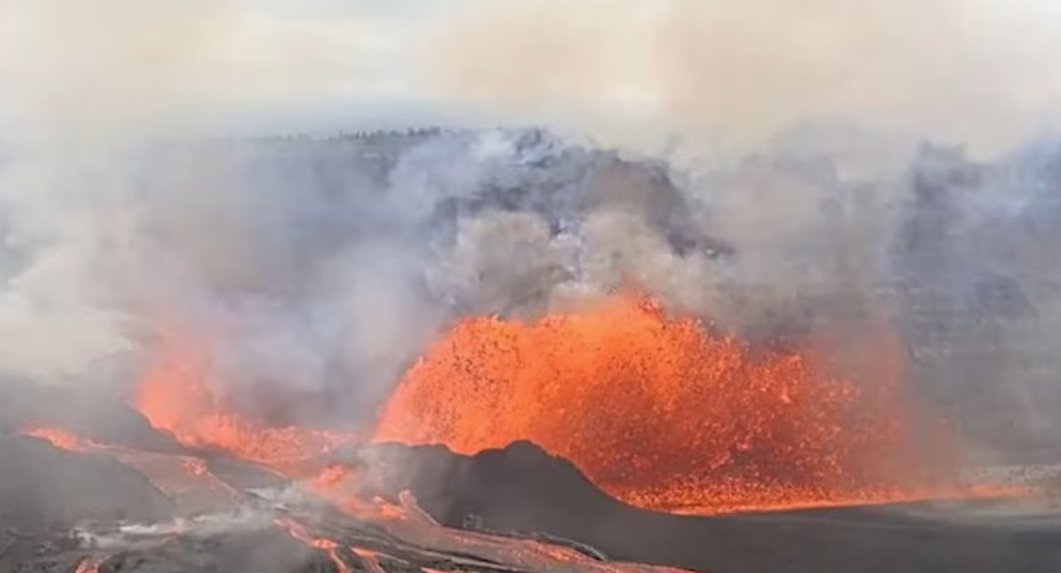 此次噴發(fā)是該火山自2024年12月開始當(dāng)前噴發(fā)周期以來的第32次噴發(fā)
