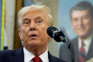 特朗普威脅稱 哈馬斯必須解除武裝否則美軍將介入戰