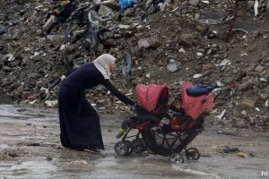 洪水淹沒加沙地帶巴勒斯